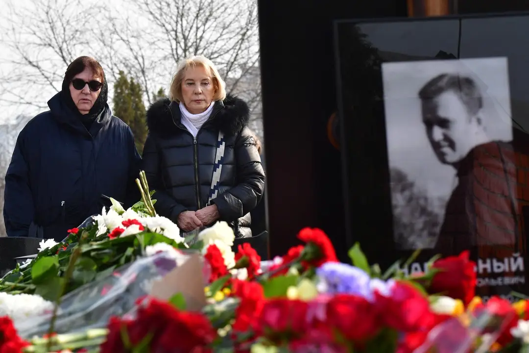 Matka Alexeja Navaľného Ľudmila a matku politikovej manželky Julija.