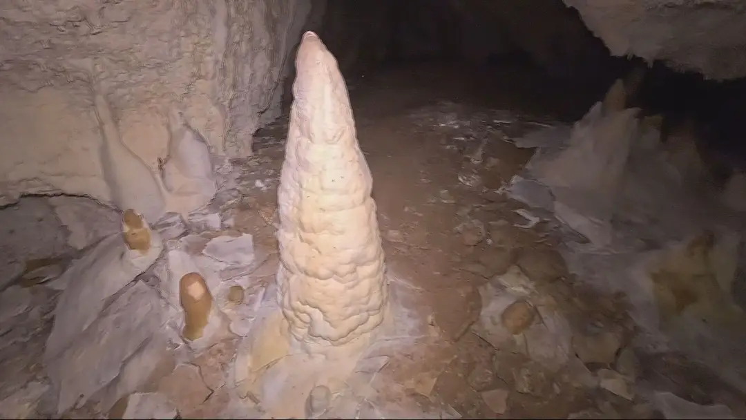 V Strážovských vrchoch objavili novú jaskyňu.