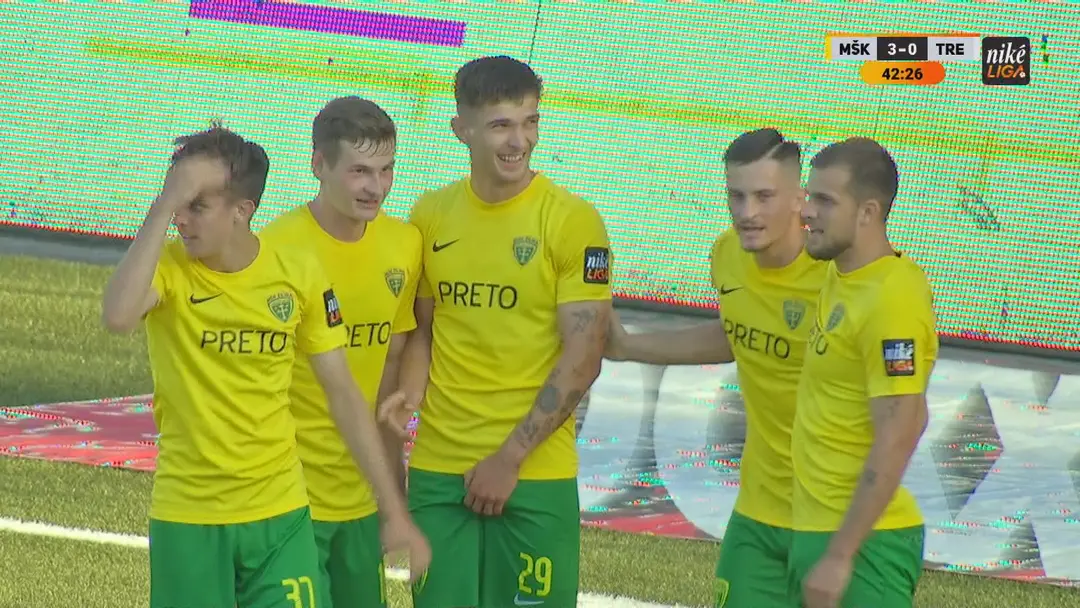 Hráči Žiliny sa tešia z gólu