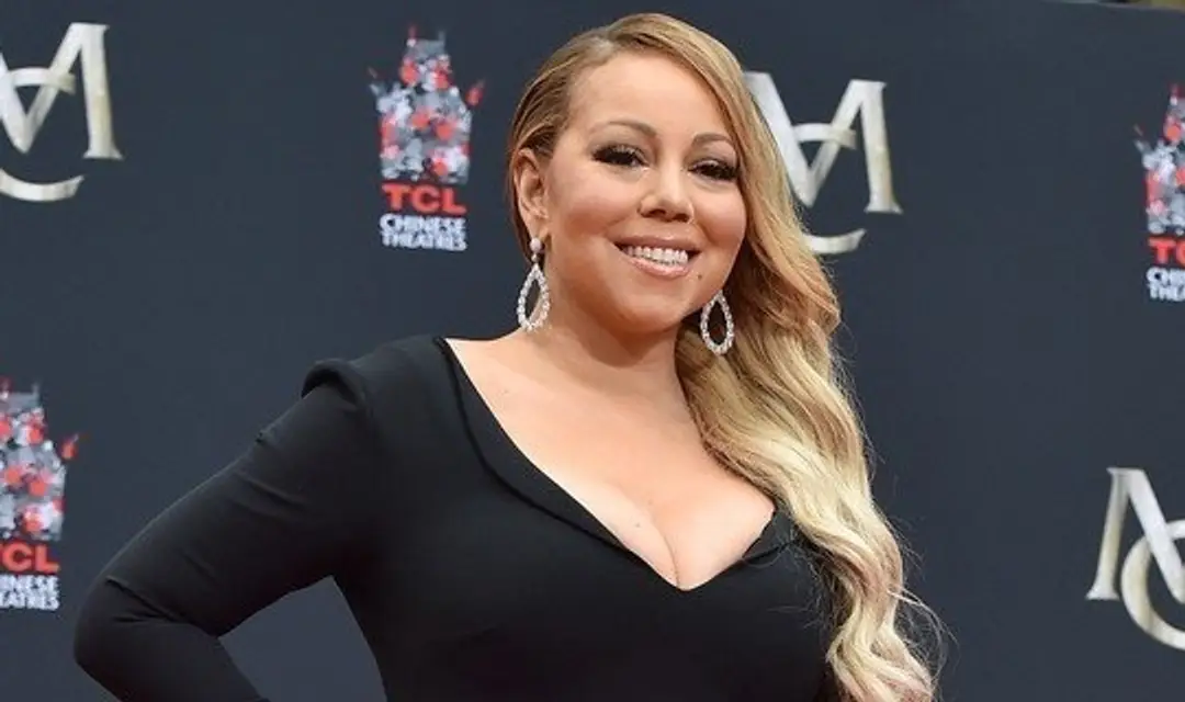 Mariah Carey na slávnostnej ceremónii v TCL Chinese Theatre