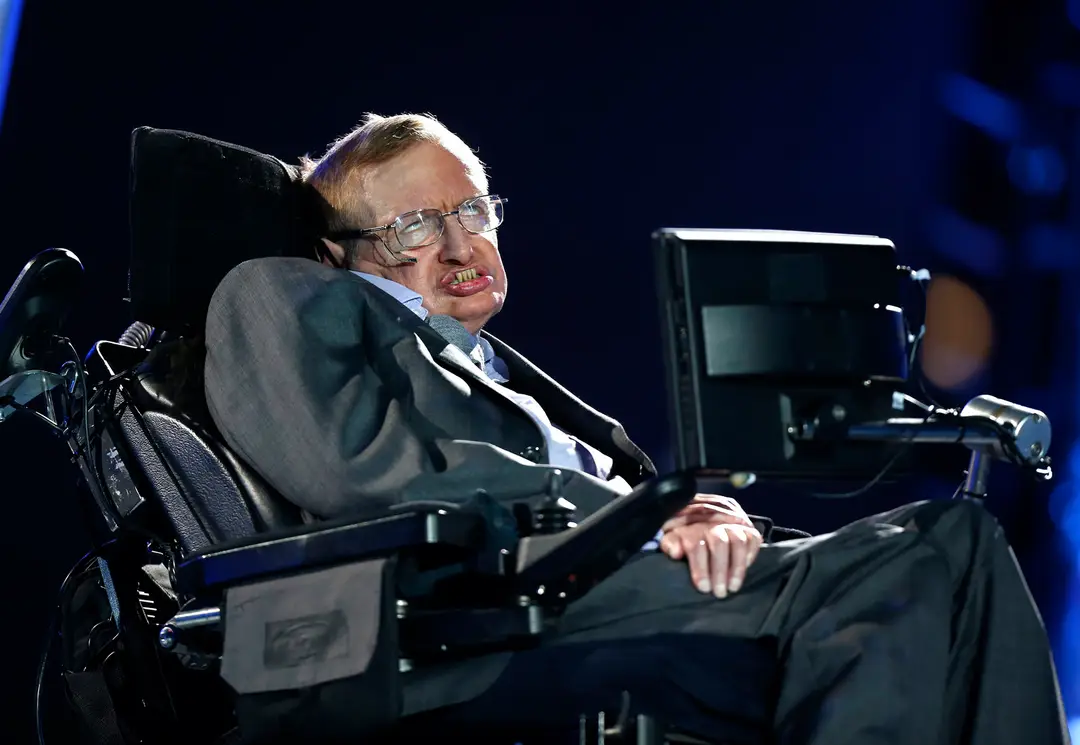 Stephen Hawking zomrel doma v spánku. 
