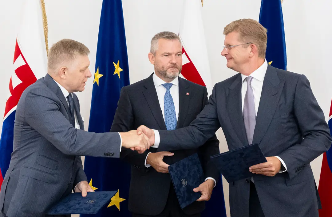 Najvyšší ústavní činitelia podpísali memorandum o zahraničnej politike