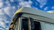 Stret autobusu a kamióna.