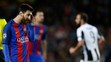 Sklamaný Lionel Messi z Barcelony v odvete štvrťfinále LM proti Juventusu.