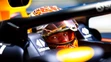 Na dotyk s Maxom Verstappenom (Red Bull Racing) v uličke boxov na konci voľného tréningu. Na takéto momenty musíte skutočne striehnuť, pretože v okamihu zmiznú. Ak ich zbadáte a chcete odfotiť, už je neskoro. Musíte byť vopred nachystaný na hypotetickú si