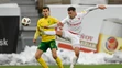 Zľava Branislav Sluka (MŠK Žilina) a Adrián Slávik (AS Trenčín) v zápase 18. kola Fortuna ligy.