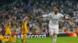 Kapitán Realu Sergio Ramos sa teší z gólu v 1. kole LM proti Apoelu Nikózia.