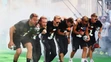 Roman Weidenfeller, Shkodran Mustafi, André Schürrle, Miroslav Klose, Mario Götze a Toni Kroos oslavuju titul MS.