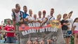 Fanúšikovia a majstri sveta K4 Denis Myšák, Erik Vlček, Juraj Tarr, Tibor Linka.