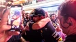 Max Verstappen dostával gratulácie zo všetkých strán.