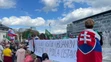 Protest pred Prezidentským palácom proti opatreniam