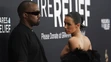 Kanyeho manželka prišla na Grammys takmer nahá