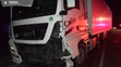Zrážka auto s kamiónom pri obci Kajal.