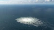 Plyn unikajúci z poškodeného potrubia plynovodu Nord Stream I.