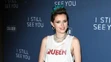 Bella Thorne na premiére filmu I Still See You