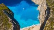 Pláž Navagio na ostrove Zakynthos.