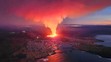 Erupcia v Grindavíku. 