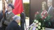 Jaroslaw Kaczynski si uctil pamiatku svojho brata a jeho manželky, ktorí zahynuli pri havárii lietadla.