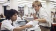 Dustin Hoffman a Robert Redford vo filme Všetci prezidentovi muži. (1976)