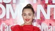 Miley Cyrus na losangelskej premiére filmu Isn't It Romantic