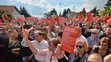 Protest pred Bonaparte.