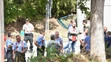 Pri Bučanoch sa prevrátil autobus so seniormi
