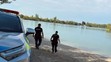Polícia pátra po mužovi, ktorý sa na Zlatých pieskoch po skoku z paddleboardu do vody už nevynoril.