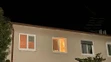 Okno, z ktorého vyšiel výstrel.