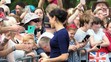 Meghan Markle nechtiac ukázala zadok.