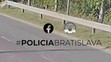Polícia pátra po vodičovi BMW (2)