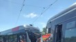 Zrážka električky s autobusom v Prahe.