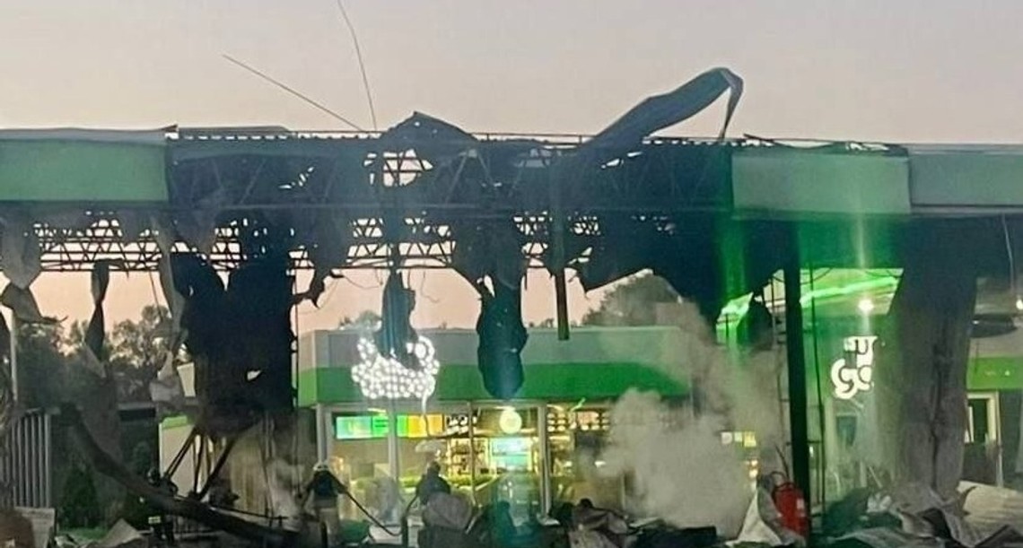 Vy nám rafinérie, my vám benzínky. Rusi začali útočiť na ukrajinské čerpacie stanice