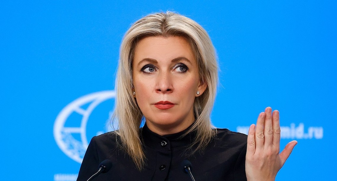 Zacharovová opäť perlila: Európa je na tom tak zle, že vypína vianočné osvetlenie