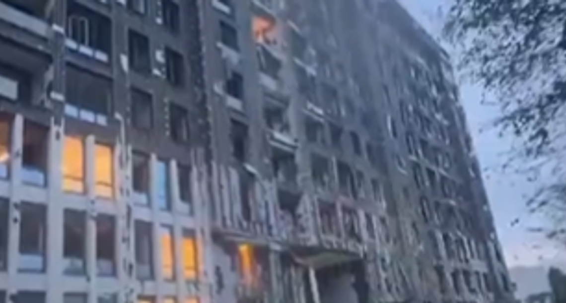 Masívny nočný ruský útok na Ukrajine. O život prišlo deväť ľudí