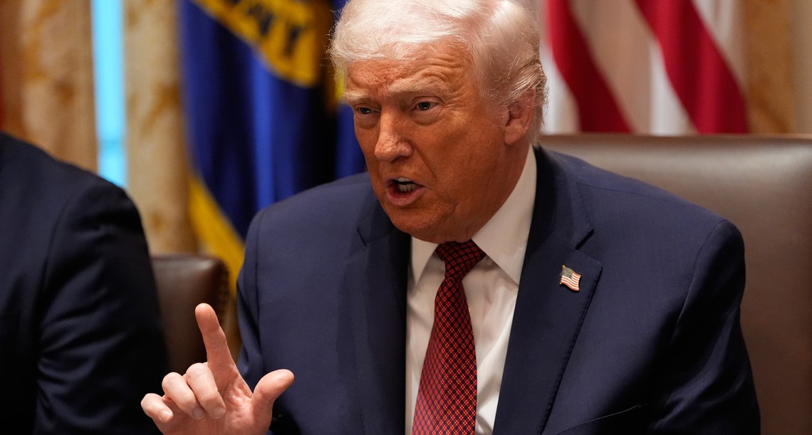 Trump šokuje: Zelenskyj bude musieť akceptovať mierovú dohodu, pretože Ukrajina vo vojne prehráva