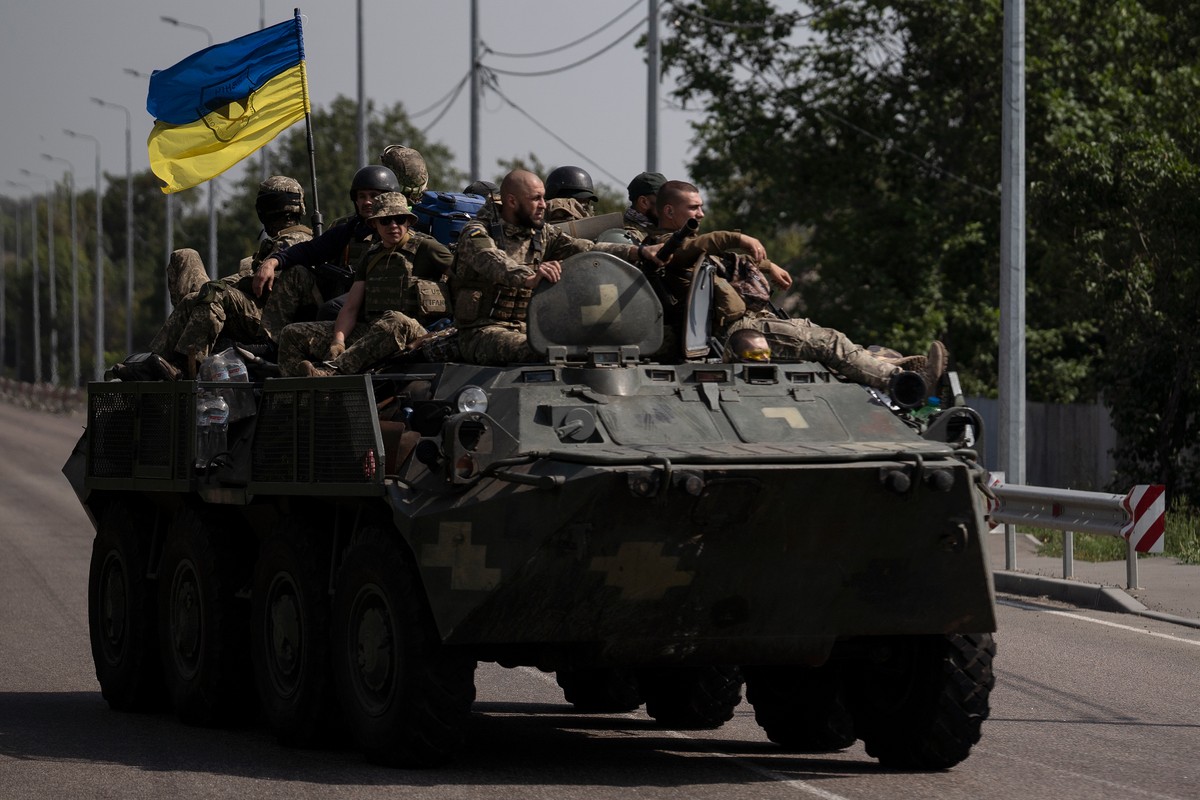 La France continuera à soutenir l’Ukraine.  Il enverra des dizaines de véhicules blindés chez nos voisins