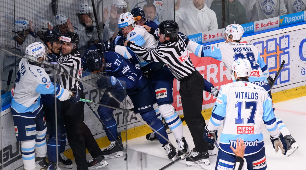 Buček gólom zarmútil Nitru, Slovan sa revanšoval za finále. Východniarske derby ovládli Košice