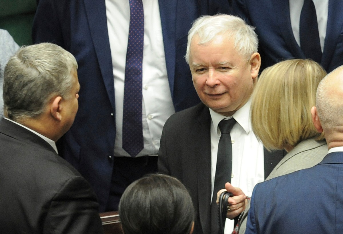 Gotował lider polskiej partii rządzącej J. Kaczyński.  Według niego Niemcy chcą uczynić z UE czwarte imperium