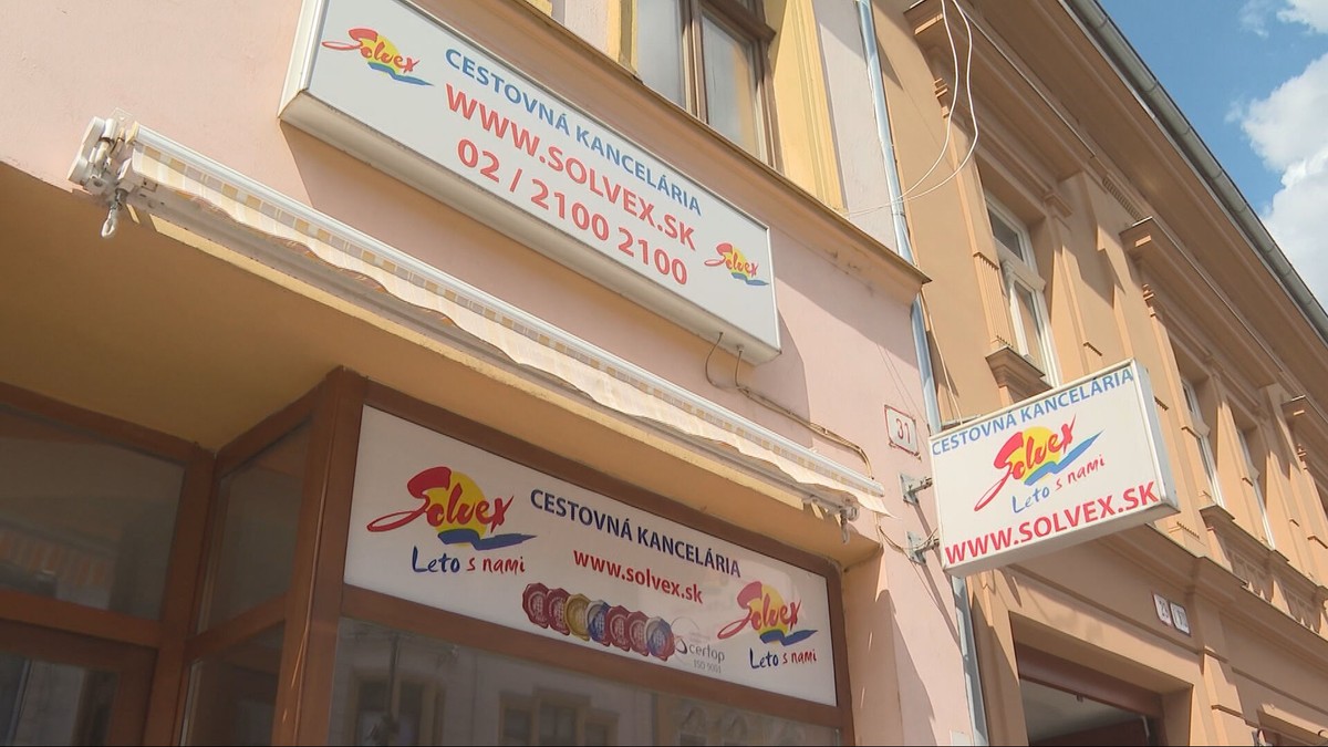 Dve skrachované cestovky, dva rôzne osudy dovolenkárov. Prví klienti Solvexu dostali odškodnenie