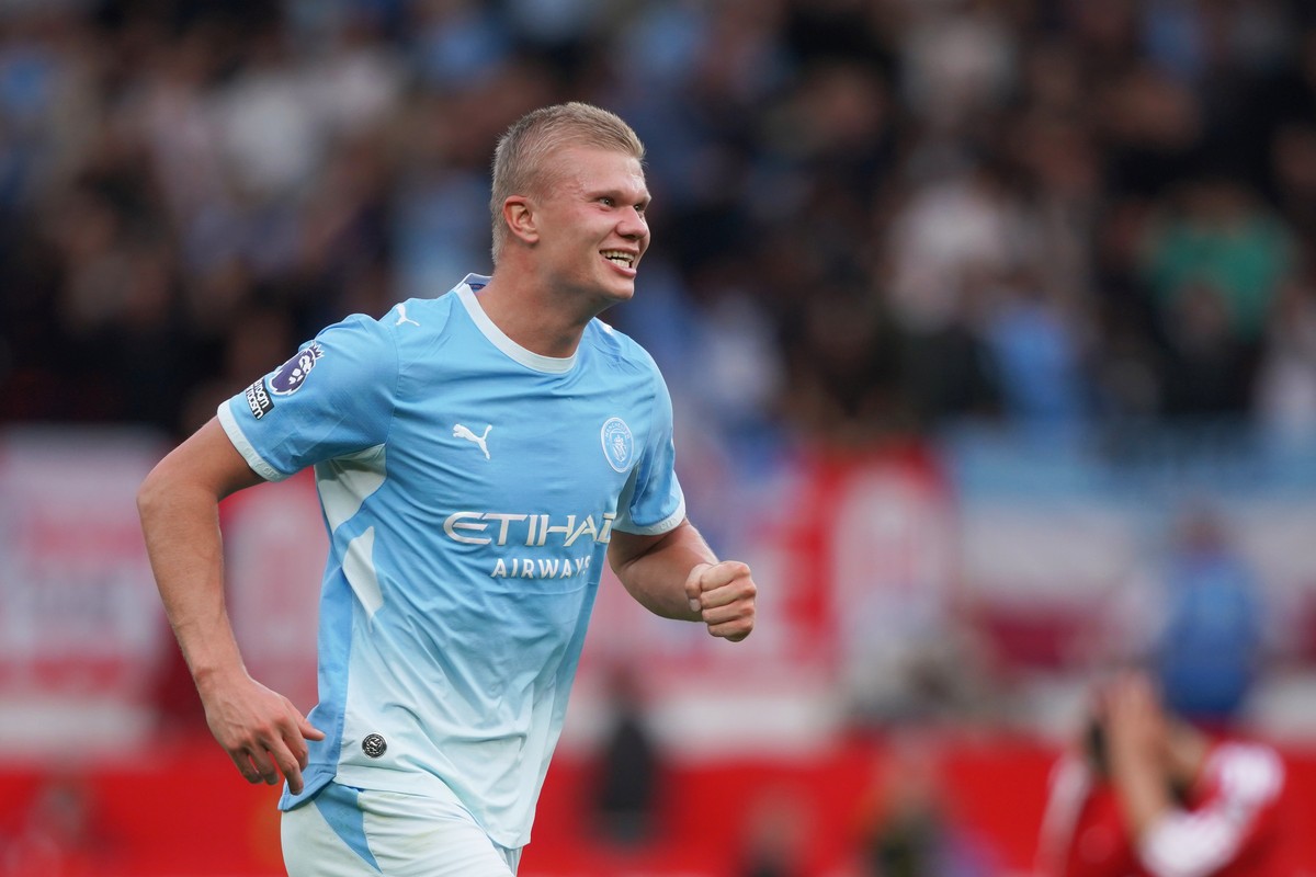 Derby v Premier League rozhodol nesprávny zásah VAR. Komisia rozhodcov priznala chybu