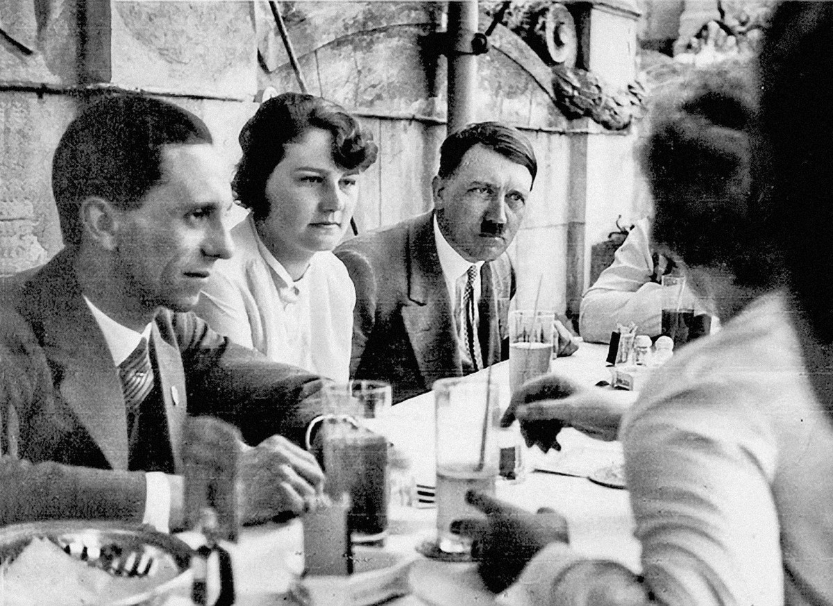 Zavraždil Hitler svoju neter? Dokumenty odhalili, že nemal alibi. História sa mohla uberať iným smerom