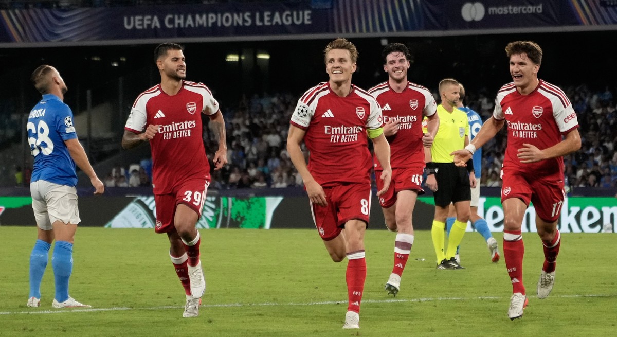 Lobotkov Neapol podľahol Arsenalu, Hanckove Atlético padlo na Anfielde. Zo Slovákov v Lige majstrov víťazne len Sauer