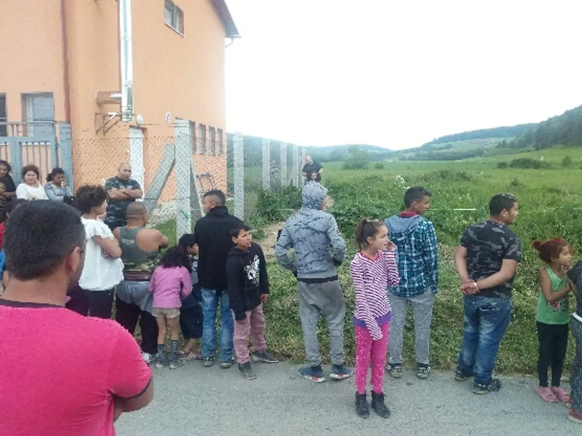 V obci znásilnili dievča.