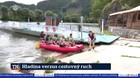 Hladina verzus cesotvný ruch