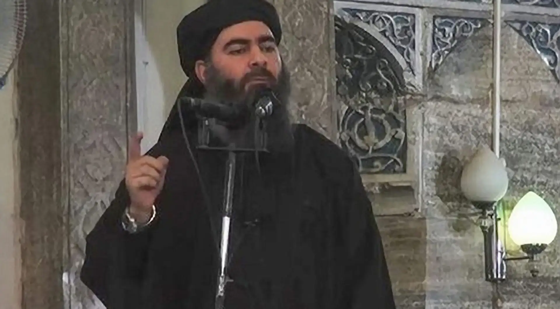 Vodca Islamského štátu abú Bakr Bagdádí.