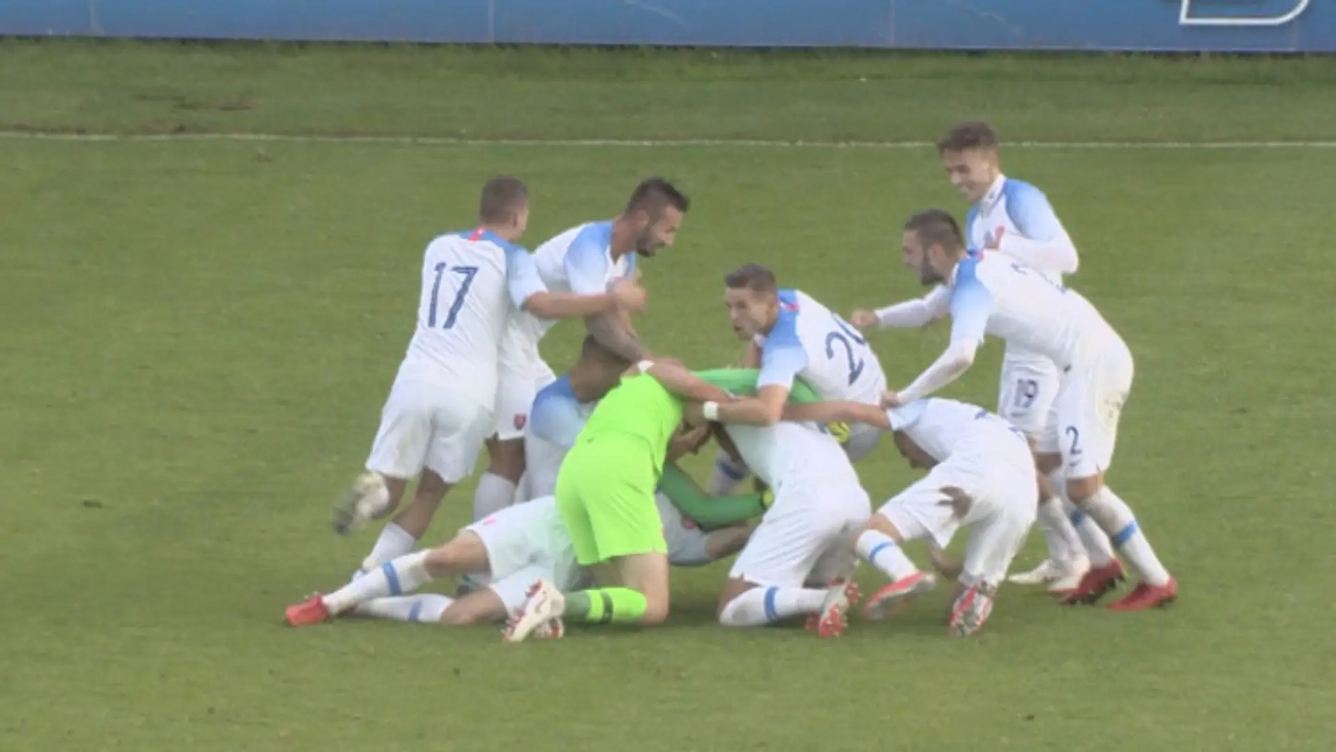 Brankár Marek Rodák rozhodol o víťazstve našich na Islande v kvalifikácii ME21.