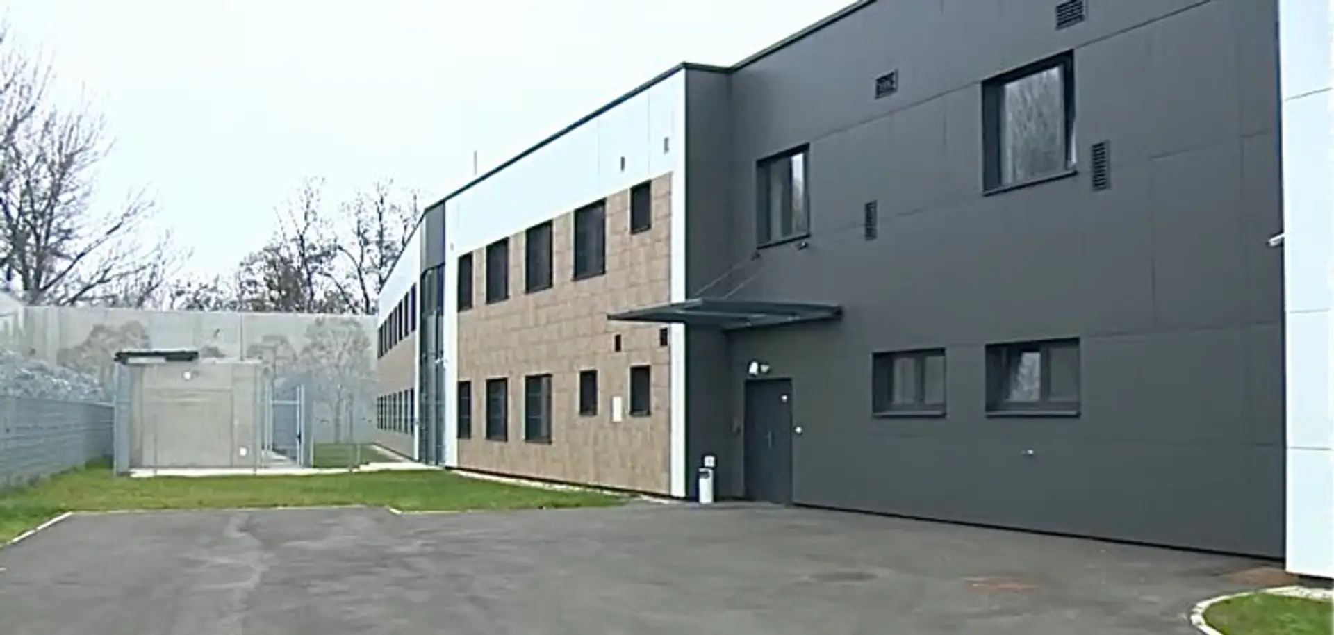 Detenčný ústav v Hronovciach. 