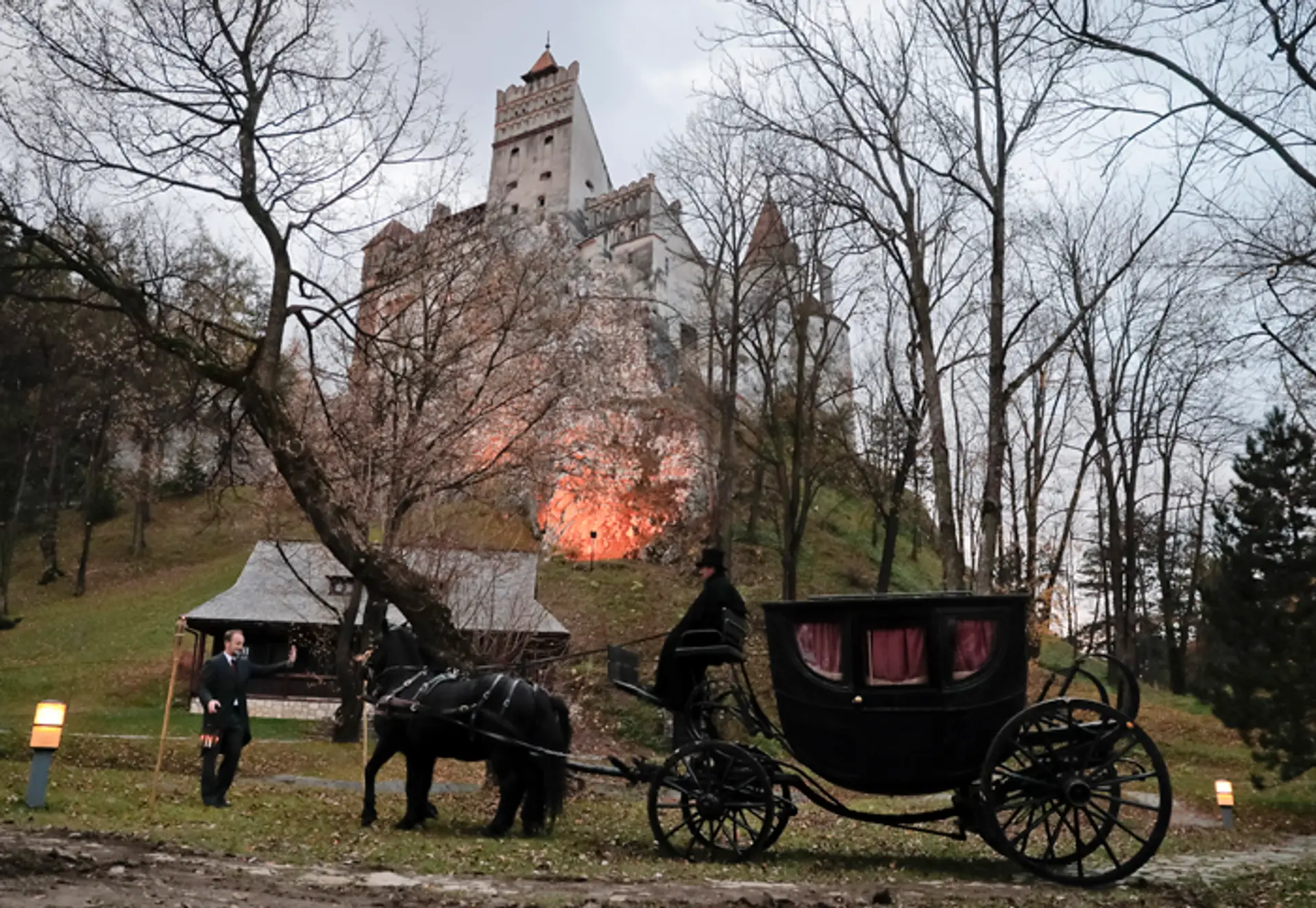 Drakulov zámok Bran v rumunskom meste Bran.