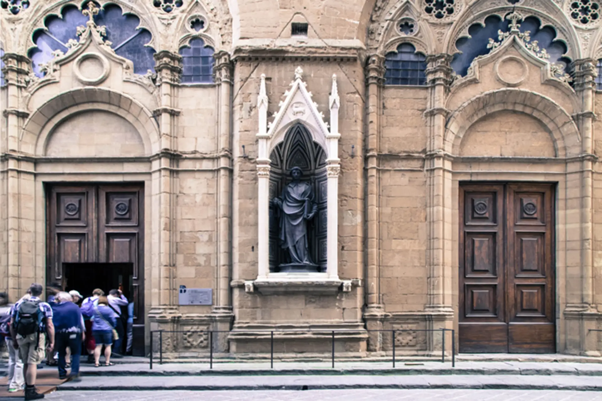 Vstup do kostola Orsanmichele vo Florencii.