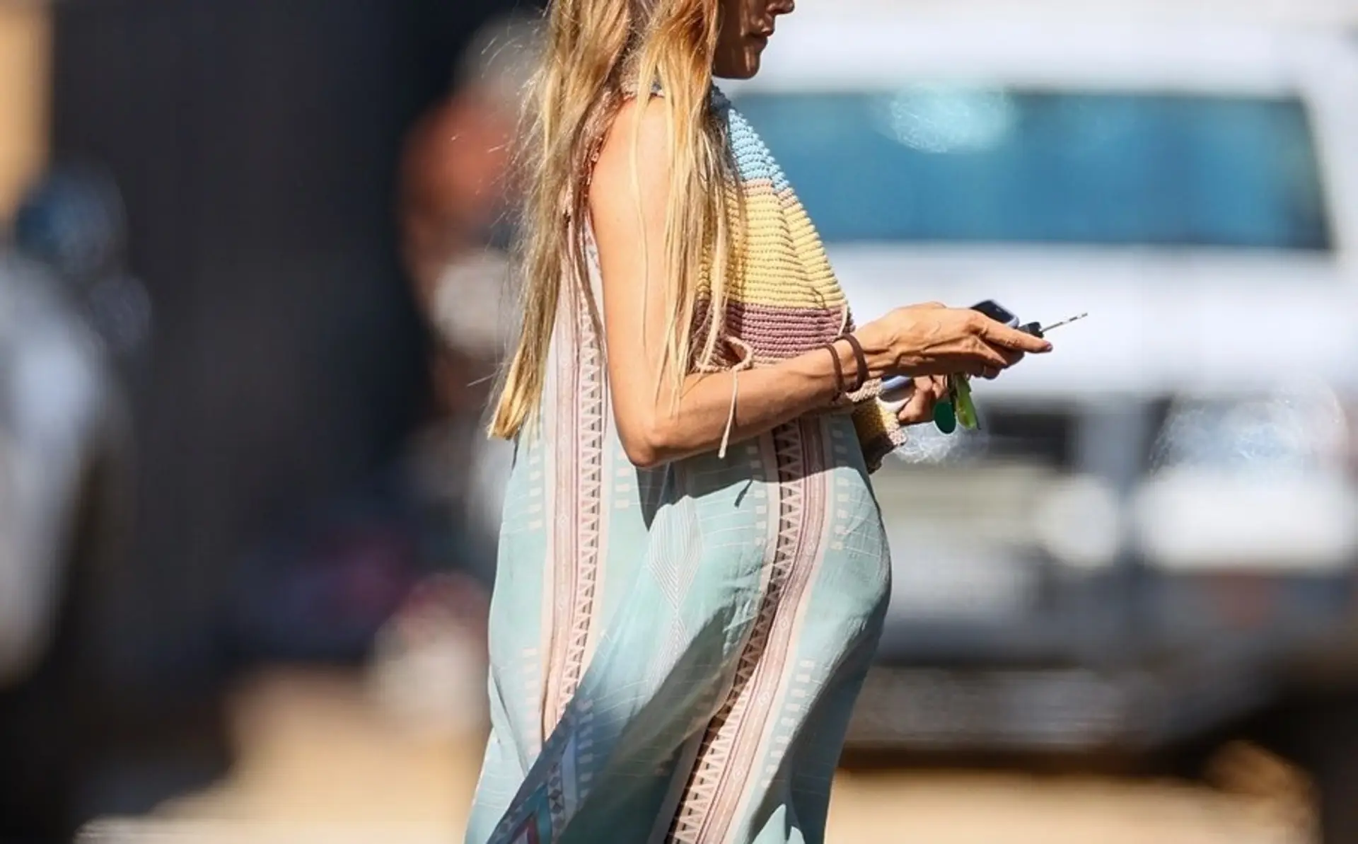 Tehotná Isabel Lucas